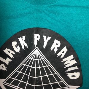 Men Black Pyramid T-Shirt